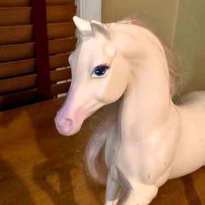 Vintage White Horse w/ Blue Eyes